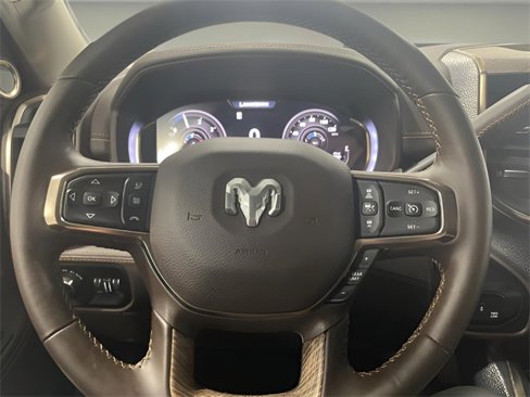 Used 2025 RAM 3500 Longhorn image 16