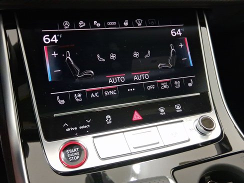 New 2026 Audi SQ8 Prestige image 25