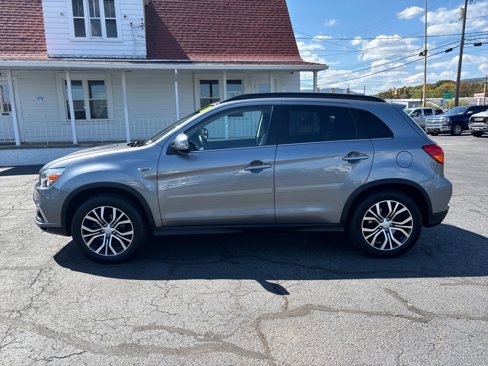 Used 2018 Mitsubishi Outlander Sport SEL image 4