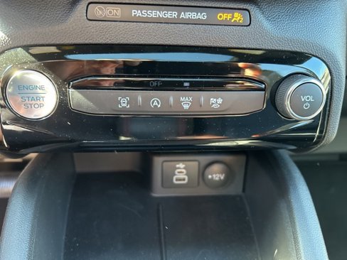 Used 2025 Ford Escape ST-Line w/ Tech Pack #1 image 18