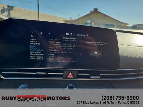 Used 2024 Hyundai Elantra SEL image 13