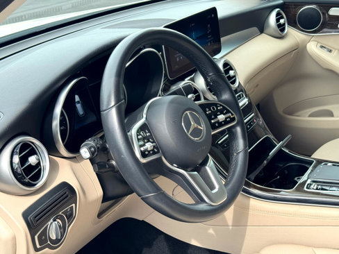 Used 2020 Mercedes-Benz GLC 300 4MATIC image 18
