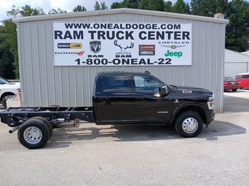 New 2026 RAM 3500 Laramie image 2