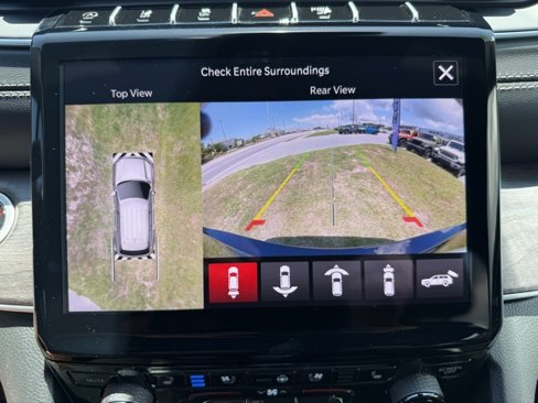 New 2025 Jeep Grand Cherokee L Limited w/ Luxury Tech Group II image 29