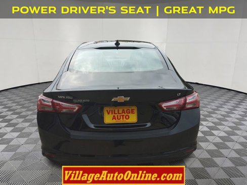 Used 2021 Chevrolet Malibu LT image 3