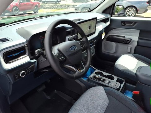 New 2025 Ford Maverick XLT w/ XLT Luxury Package image 14