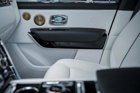 New 2025 Rolls-Royce Cullinan image 21