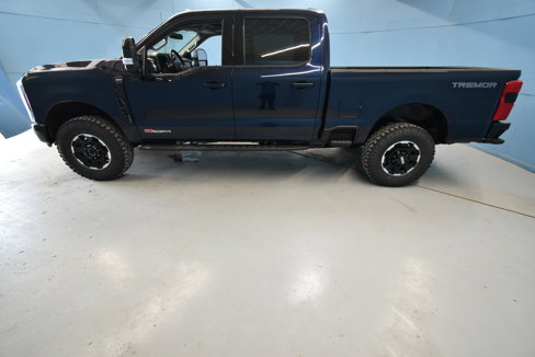 New 2025 Ford F250 Lariat w/ Lariat Ultimate Package image 29