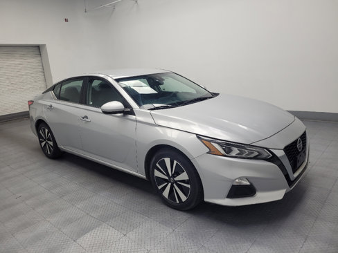 Used 2022 Nissan Altima 2.5 SV image 11