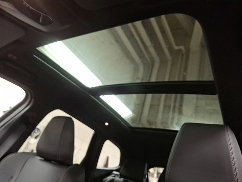 Used 2025 BMW X1 xDrive28i w/ Technology Package image 12
