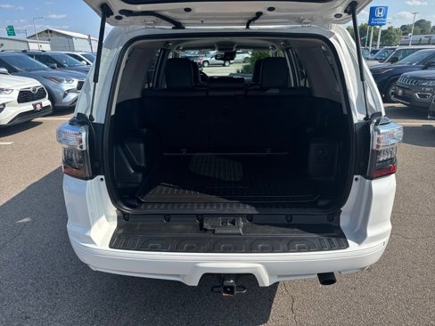 Used 2022 Toyota 4Runner TRD Sport image 11