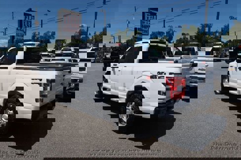 Used 2020 Ford F150 XL w/ Equipment Group 101A Mid image 3