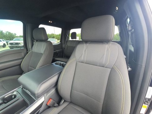 Used 2025 Ford F150 STX image 18