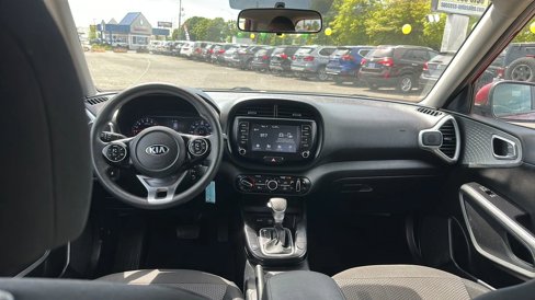 Used 2021 Kia Soul LX image 11