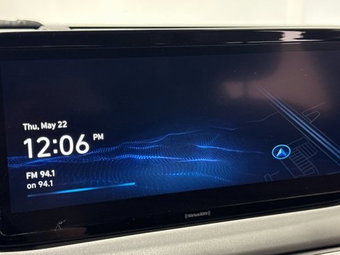 Used 2023 Hyundai Santa Fe SEL image 3