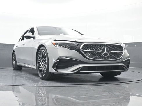 Used 2025 Mercedes-Benz E 350 Sedan image 74