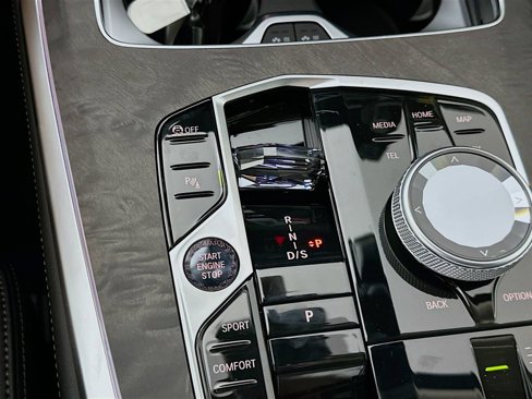 New 2026 BMW X7 xDrive40i w/ Executive Package image 22