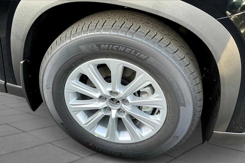 New 2026 Toyota Grand Highlander XLE image 12