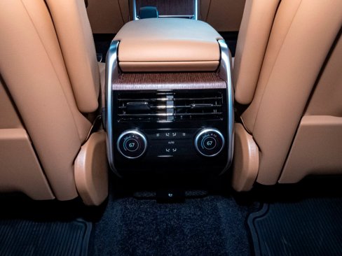 New 2025 Land Rover Range Rover SE image 49