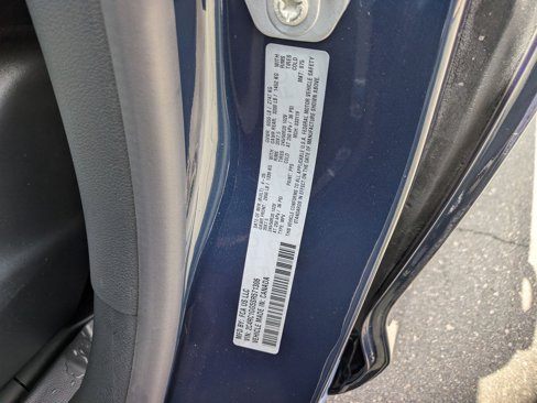 New 2025 Chrysler Pacifica Limited image 27