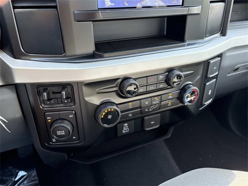 New 2026 Ford F250 XL image 29