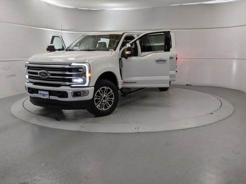 New 2026 Ford F250 Platinum w/ Platinum Plus Package image 12