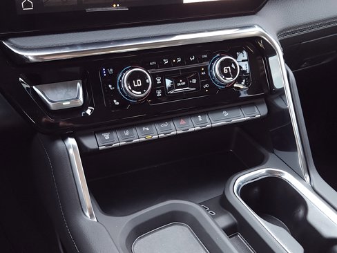New 2025 GMC Sierra 2500 Denali w/ Denali Reserve Package image 15