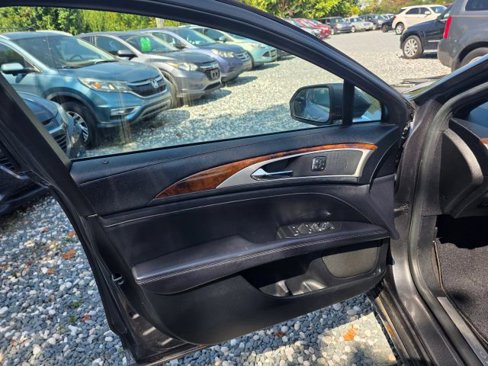 Used 2019 Lincoln MKZ Reserve image 11