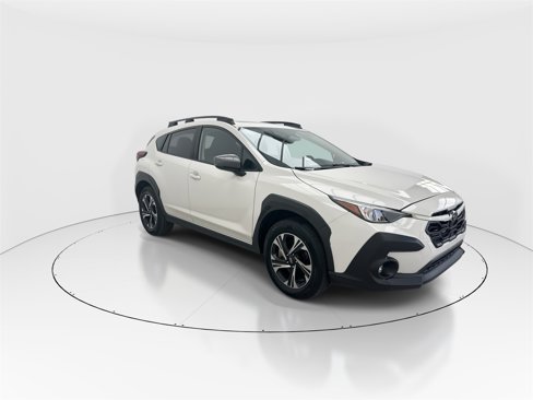Used 2024 Subaru Crosstrek 2.0i Premium image 2