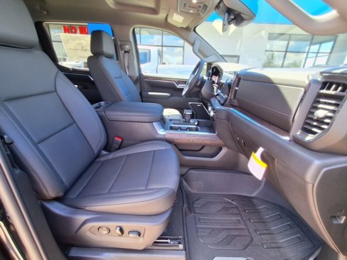 New 2025 GMC Sierra 1500 SLT w/ SLT Premium Package image 18