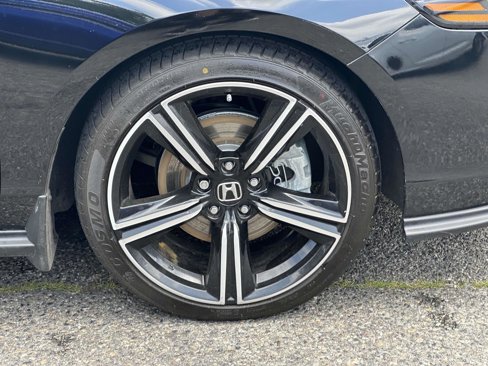 Used 2024 Honda Accord Sport image 10
