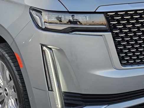 Certified 2024 Cadillac Escalade Premium Luxury image 9