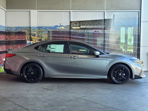 New 2026 Toyota Camry SE image 3