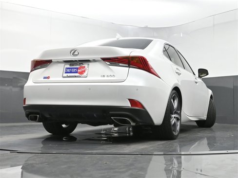Used 2019 Lexus IS 300 image 30