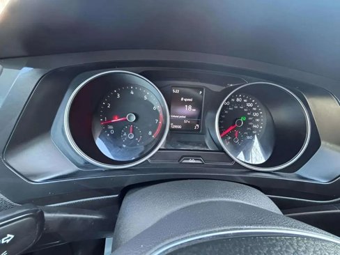 Used 2019 Volkswagen Tiguan S image 16