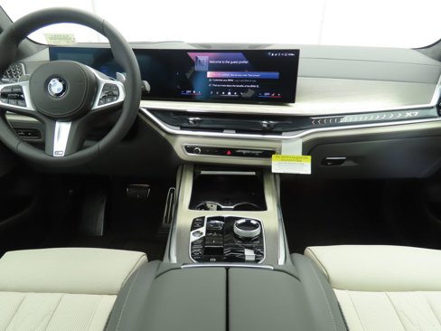 New 2026 BMW X7 xDrive40i w/ Executive Package image 13