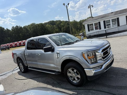 Used 2022 Ford F150 XLT w/ Equipment Group 302A High image 3