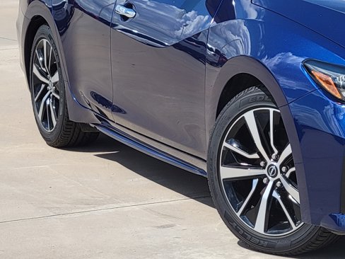 Used 2023 Nissan Maxima SV w/ Floor Mat Group image 14