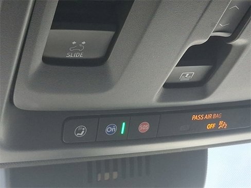 Used 2024 GMC Yukon Denali w/ Denali Reserve Package image 29
