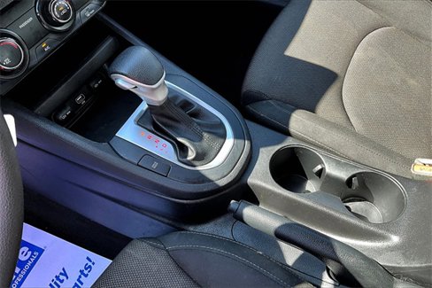 Used 2023 Kia Forte LXS image 19