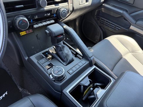 Used 2025 Toyota 4Runner TRD Off-Road image 13