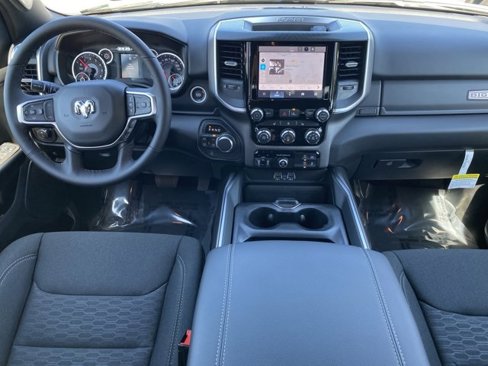 New 2026 RAM 1500 4x4 Crew Cab image 12