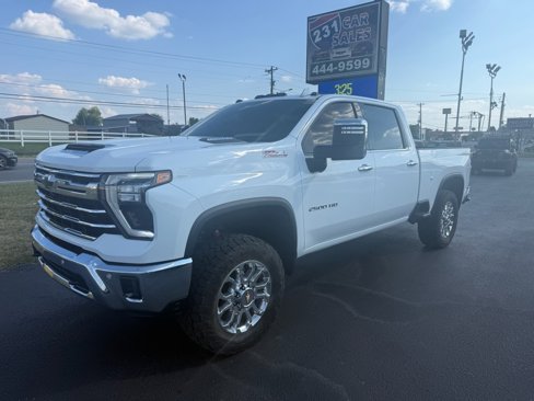 Used 2024 Chevrolet Silverado 2500 LTZ w/ LTZ Premium Package image 6