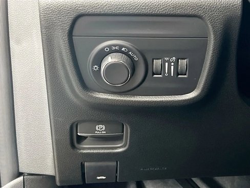 New 2025 Jeep Grand Cherokee L Laredo w/ Luxury Tech Group I image 11