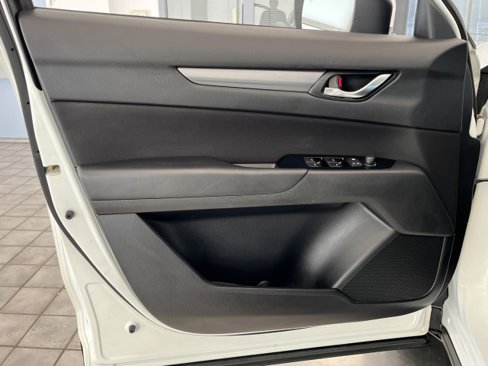 Used 2018 MAZDA CX-5 Sport w/ I-ACTIVSENSE Package image 12