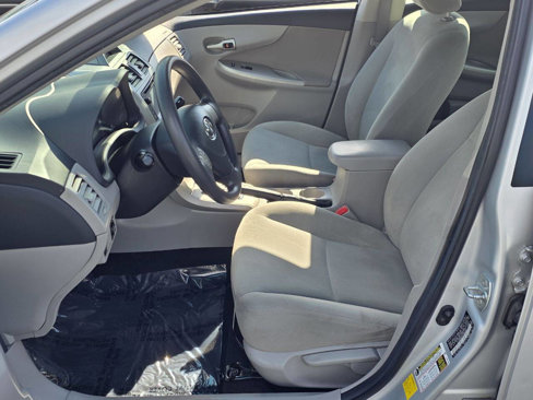 Used 2013 Toyota Corolla LE Special Edition image 8