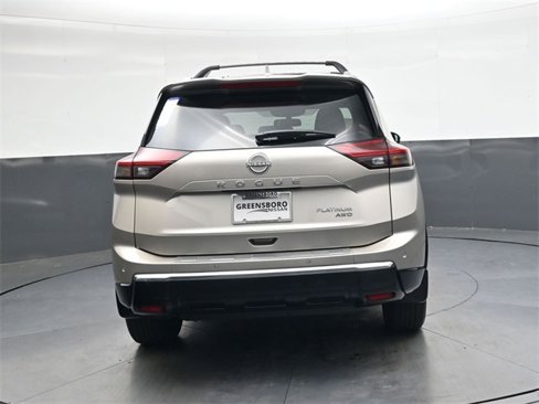 New 2026 Nissan Rogue Platinum image 5