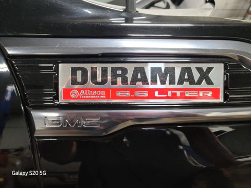 Used 2023 GMC Sierra 2500 AT4 w/ AT4 Preferred Package image 12