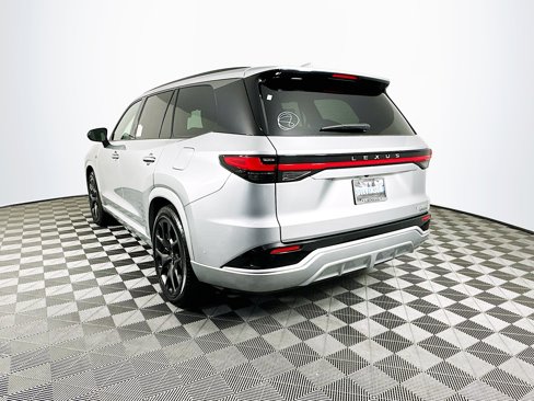 New 2025 Lexus TX 500h AWD image 5