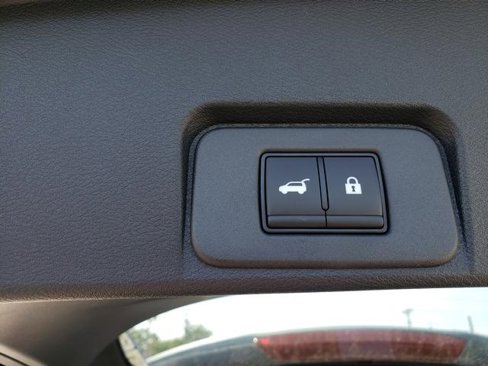 New 2026 Nissan Rogue Platinum image 12